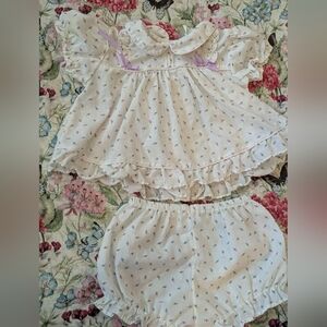 Baby Girls Blouse Bloomers And Bonnet Set